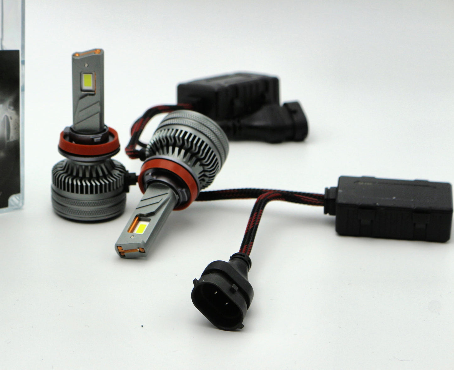 LED крушки H8/H9/H11 BRILUMI ZENITH 200W CANBUS 6000K – Ярка Светлина